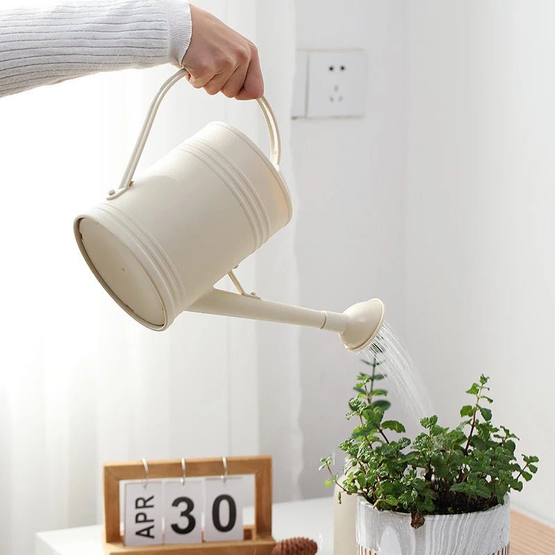 Arrosoir pratique à longue bouche - SC Jardin